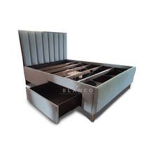 Load image into Gallery viewer, Reislin Bed