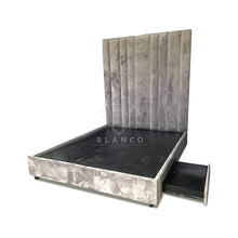 Load image into Gallery viewer, Haley Bed