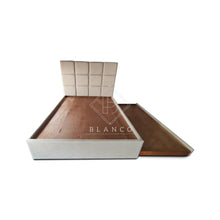 Load image into Gallery viewer, Sola Bed